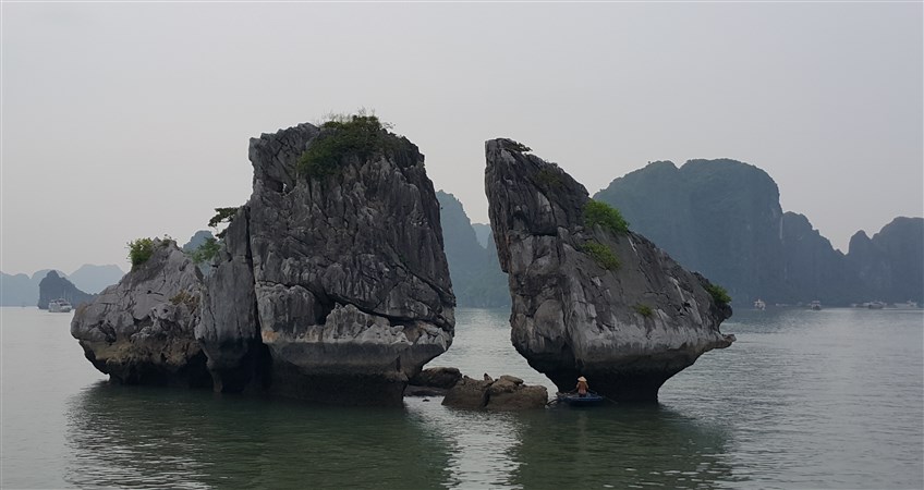 halong bay vietnam