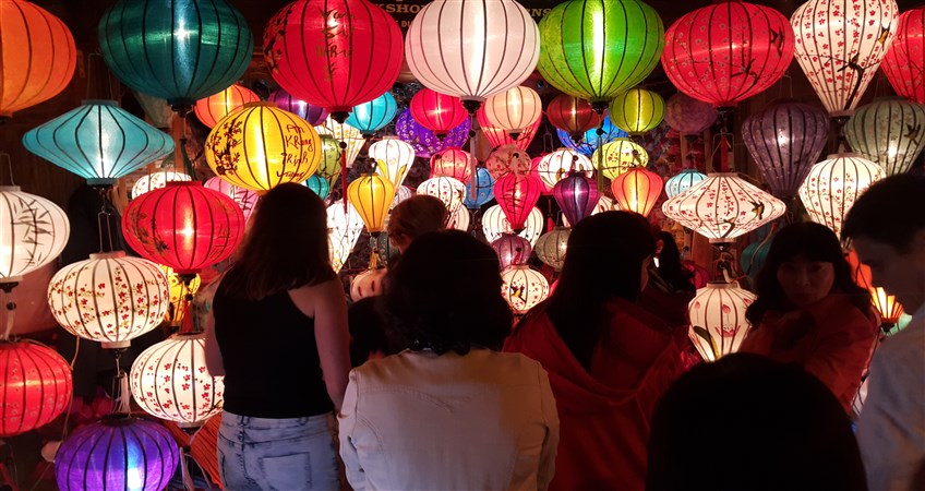 hoi an night market