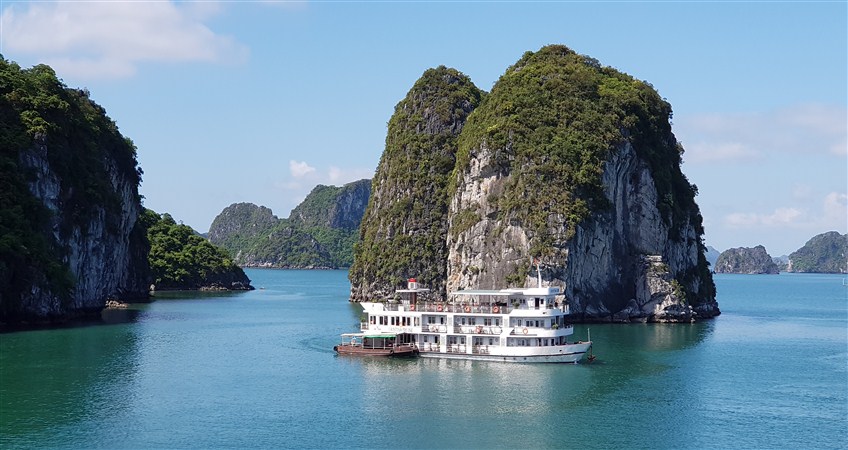 halong bay cruise vivutravel