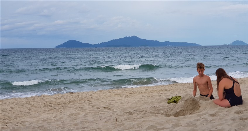 an bang beach in hoi an