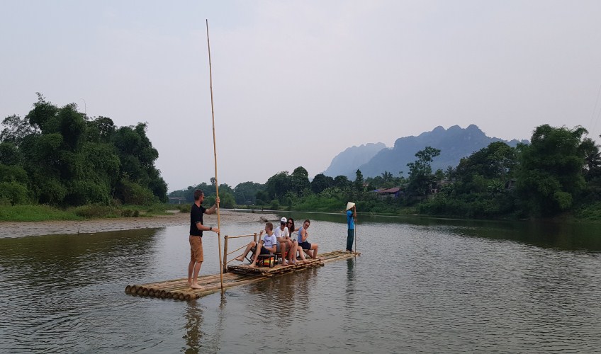 bamboo rafting in pu luong