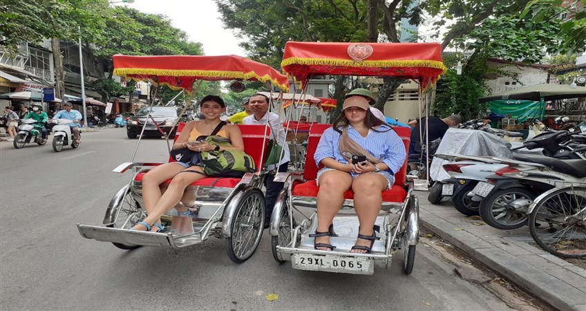 cyclo tour in hanoi