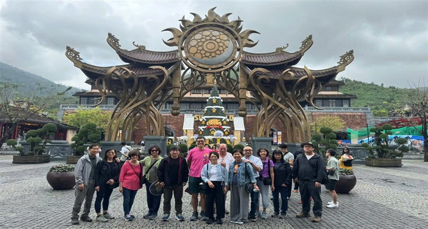 Planning a private group tour to Vietnam