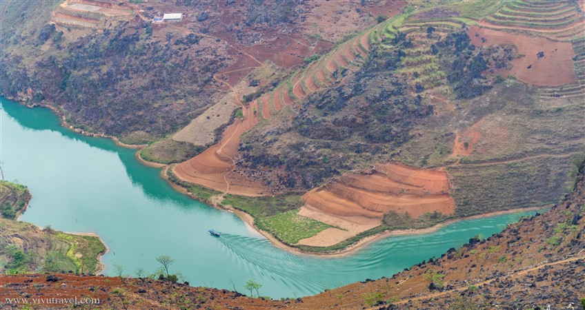private tour ha giang