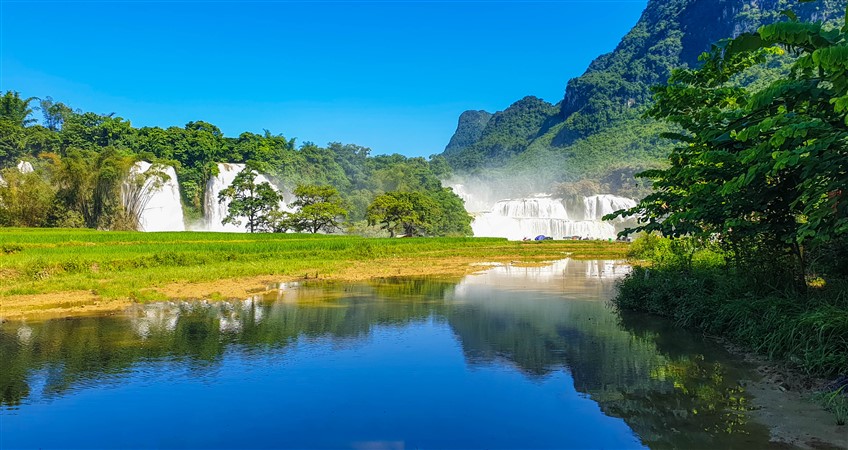 tour to ban gioc waterfall