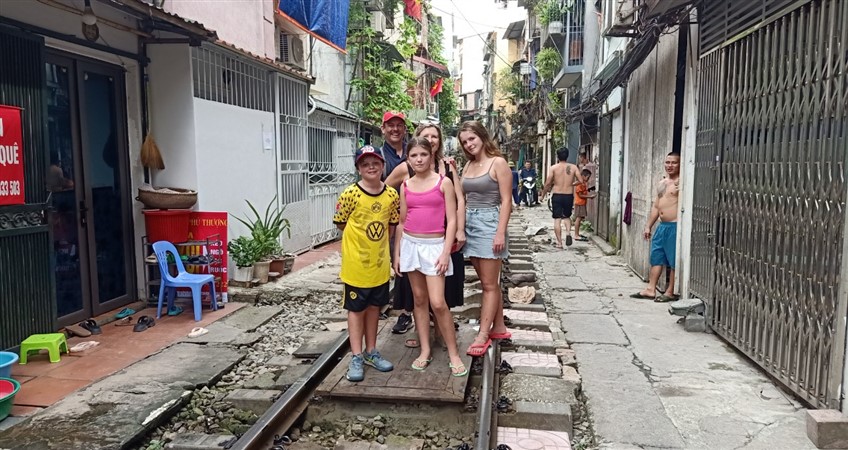 vietnam family tour with kids