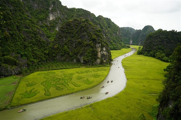 Discover Vietnam - The Top Destination for Travelers from Poland, Switzerland, the Czech Republic