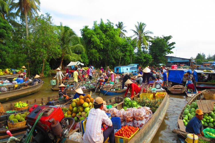 Cai Be Floating Market - Explore the Culture