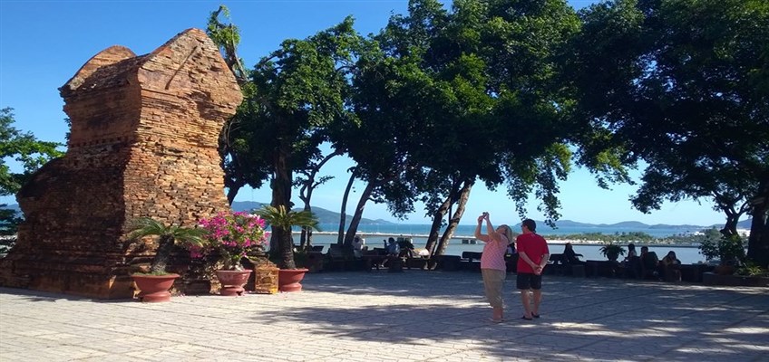 shopping in nha trang vietnam