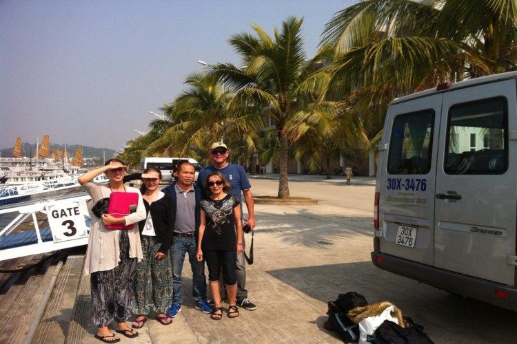 Plan a best family tour to Vietnam