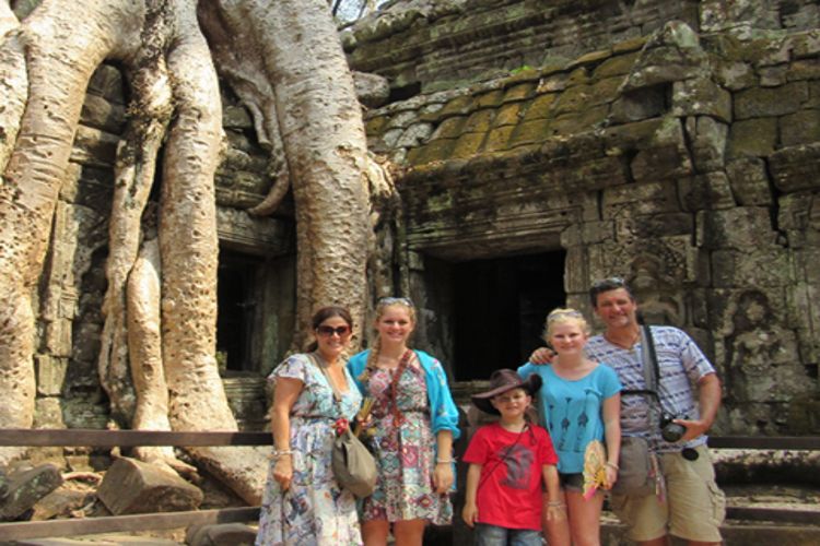 Cambodia holiday 15 days from Siem Reap