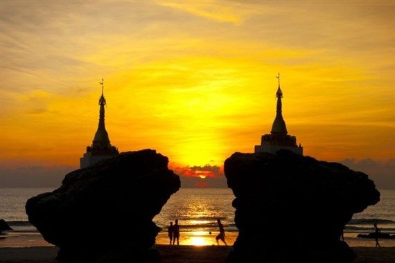 Ngwe Saung Beach