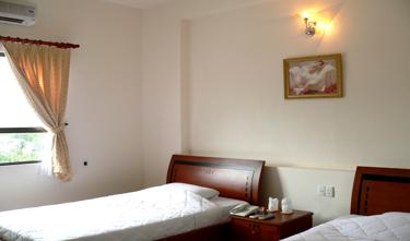 Chau Pho  Hotel