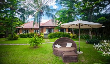 Vinh Hung Riverside Resort