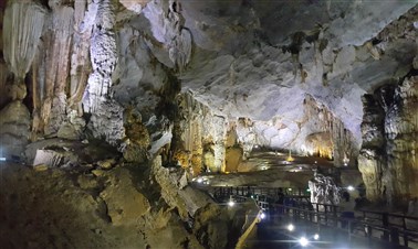 Exploring caves and grottoes in Quang Binh